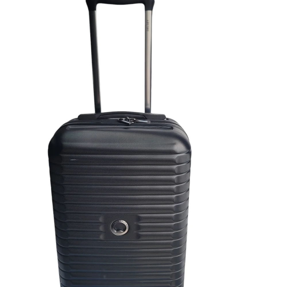 Like New Delsey Paris Hardside Spinner Luggage - Picture 2 of 5